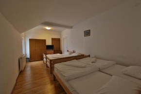 Planinarski Dom Midžor
